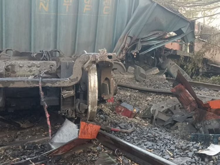 झारखंड के साहिबगंज में बड़ा ट्रेन हादसा, 2 गाड़ियों की जोरदार टक्कर, 2 लोको पायलट की मौत