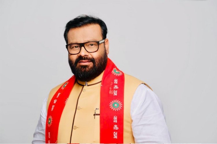 भोजपुर के अजय सिंह का अगला लक्ष्य 1000 करोड़ टर्नओवर, एंटरटेनमेंट इंडस्ट्री में भी सफलता का परचम लहराया