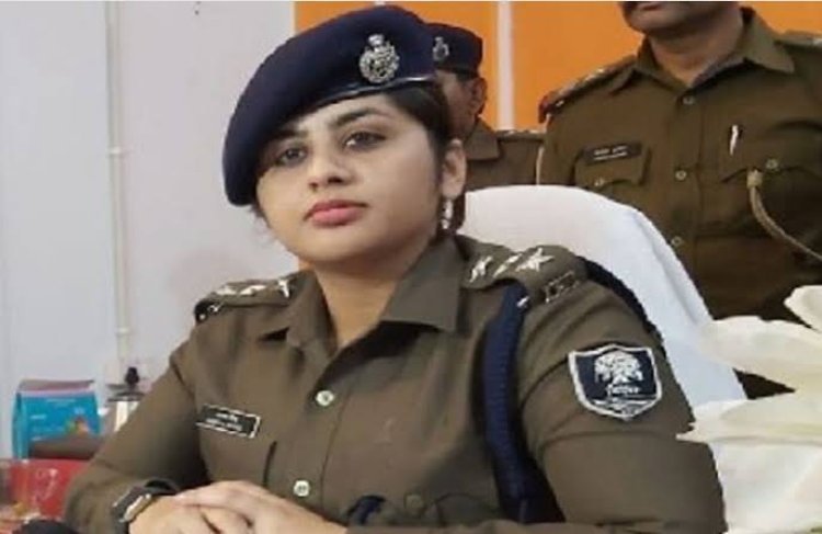 22 की उम्र UPSC निकाला, अब 28 की उम्र में इस्तीफा , IPS काम्या मिश्रा की पूरी कहानी