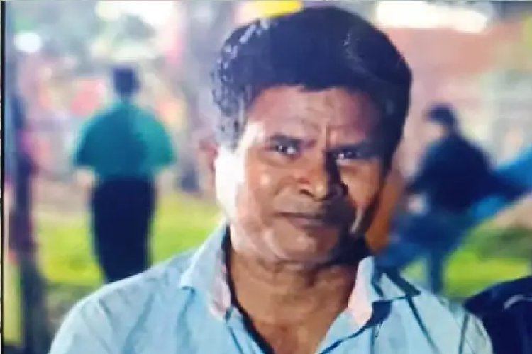 बेटे की शादी से पहले पिता की मौत, कार्ड बांटकर लौट रहे थे