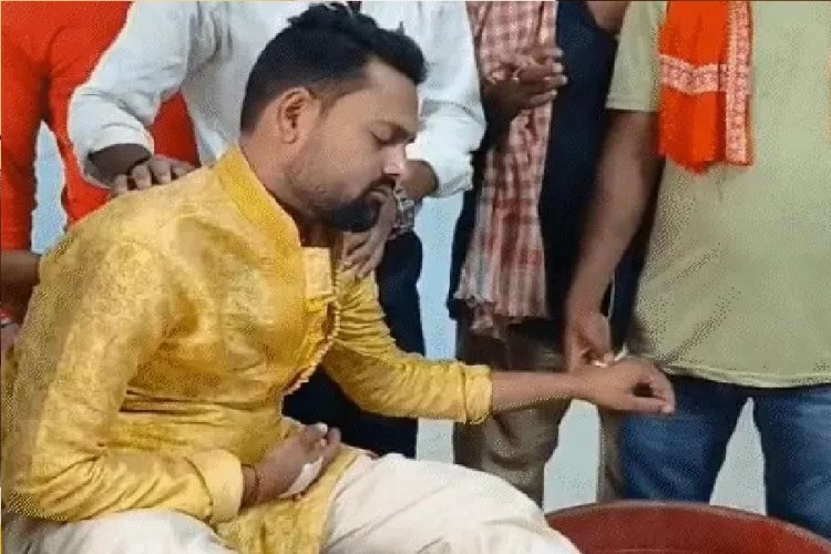 भोजपुर में जहरीले सांप ने युवक को काटा, एक साल के अंदर 3 बार डसा