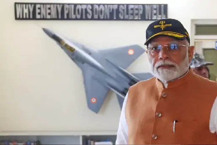 आदमपुर एयरबेस से PM मोदी का सख्त संदेश, आतंकियों को उनके घर में मारेंगे