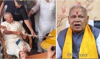 गलती से बेटा कुछ बन गया तो एके47 से केक उड़ायेंगे; लालू यादव के तलवार से केक काटने पर मांझी का तंज