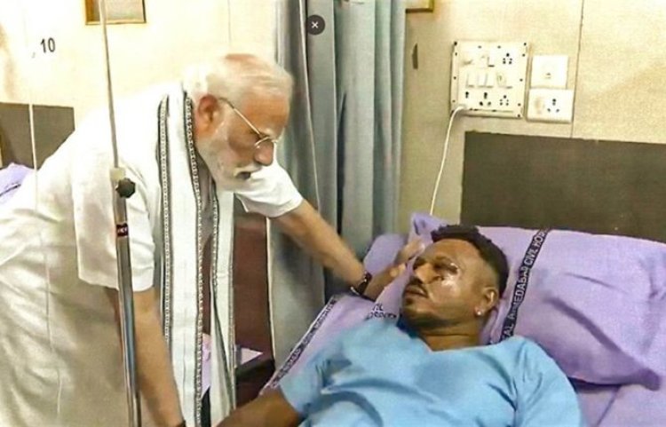 विमान हादसे में जिंदा बचे यात्री विश्वास कुमार ने कहा, मैं कूदा नहीं था… हादसे के समय सीट सहित बाहर आ गया