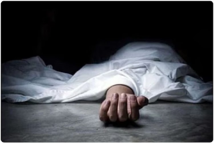 जमशेदपुर में नाले से मिली अर्धनग्न अवस्था में युवती की लाश, रेप के बाद हत्या की आशंका