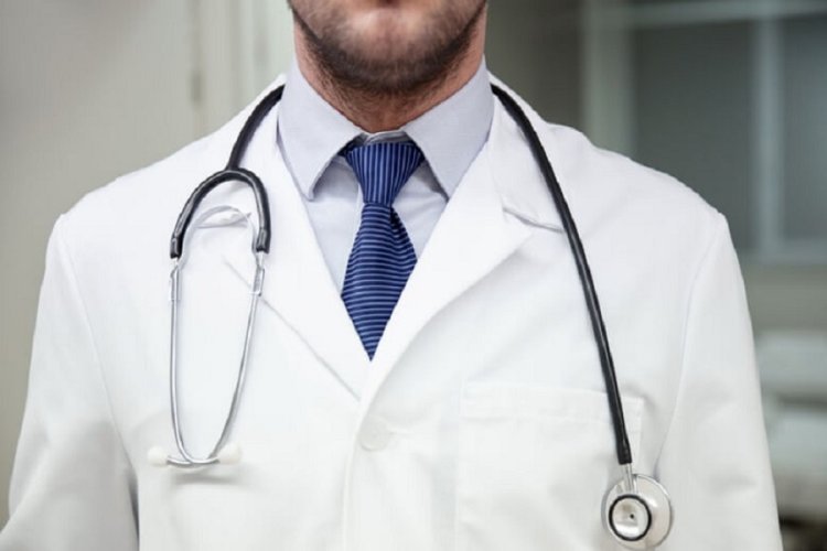 लंबे समय से गैरहाजिर डॉक्टरों पर झारखंड सरकार की कड़ी कार्रवाई, 143 चिकित्सक सेवा से बर्खास्त