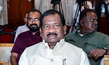 शिक्षा मंत्री रामदास सोरेन फिसलकर गिरे, सिर पर चोट व ब्लड क्लॉट