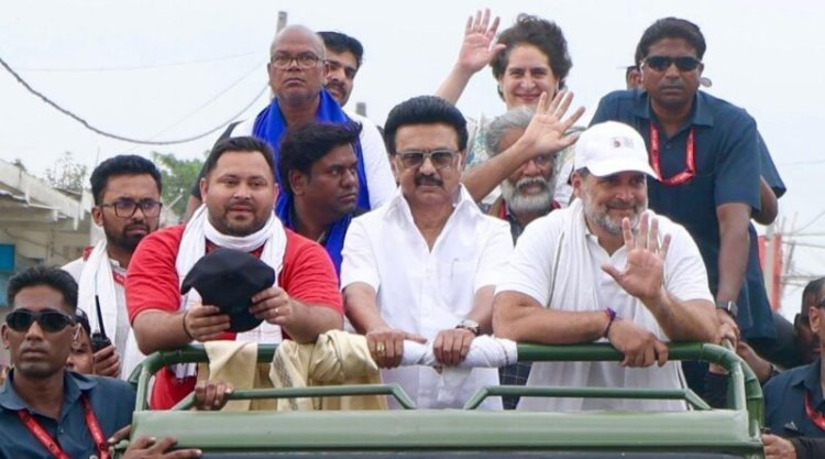 राहुल गांधी और तेजस्वी को नोटिस, PM मोदी की मां को मंच से गाली पर महिला आयोग ने लिया एक्शन, DM से भी मांगा जवाब