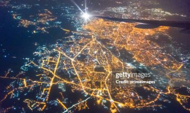 The City That Never Sleeps: India After Midnight