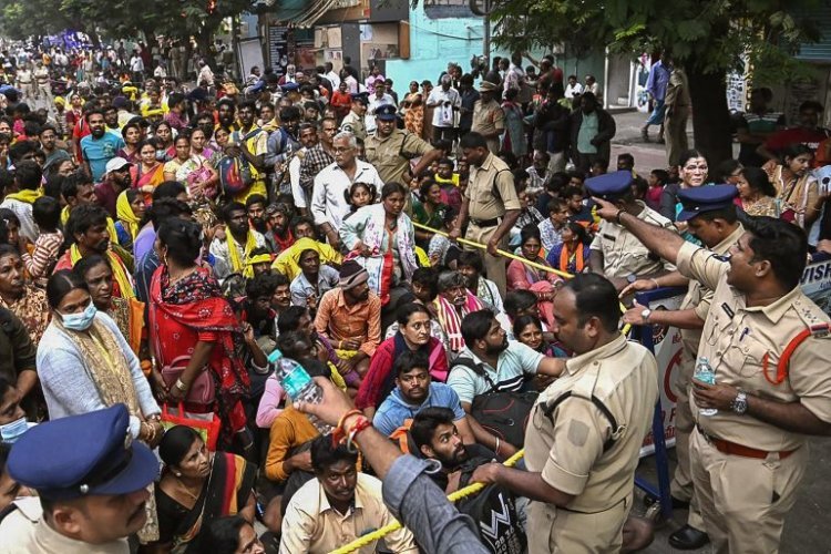 Tragedy in Andhra Pradesh: Nine Dead in Temple Stampede During Religious Gathering